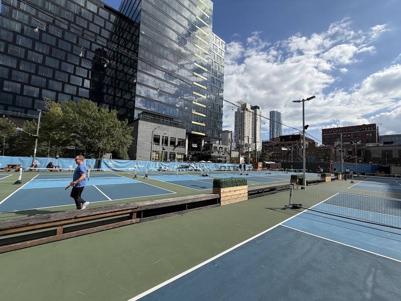 University of Illinois Chicago Pickleball Courts courts
