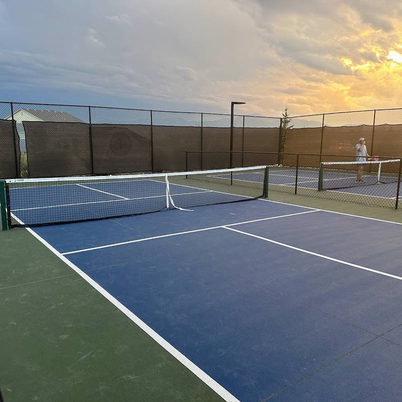 Vista del Pico Boulevard Courts pickleball courts