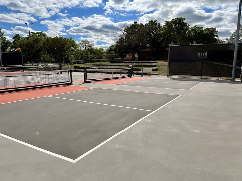 Luna Road Courts pickleball courts