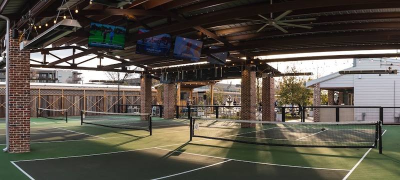Rogers Road Courts pickleball courts
