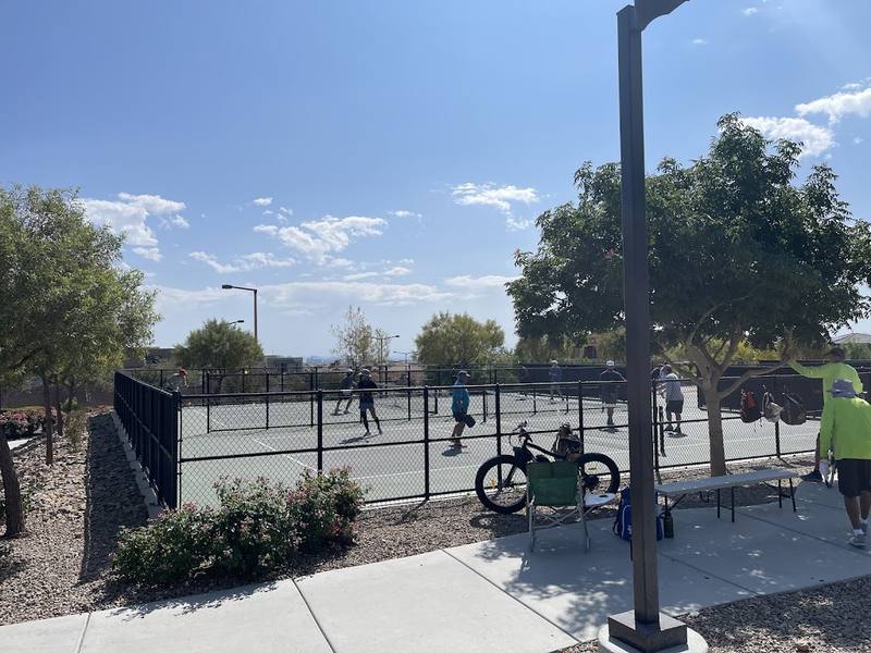 Oak Leaf Park (Summerlin HOA Park) Pickleball Courts courts