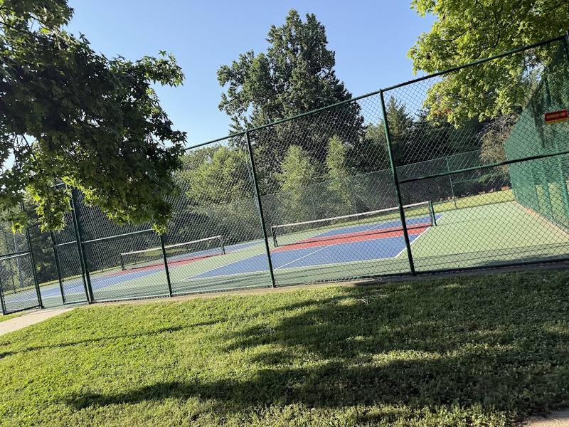 Benton Park Pickleball Courts courts